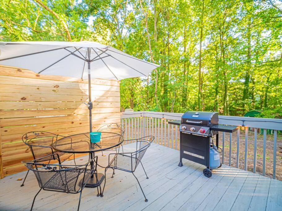 Homey Convenient To And I-75! * Marietta